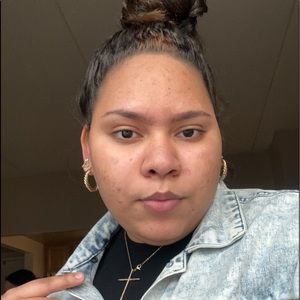 Meet your Posher, Danna paola